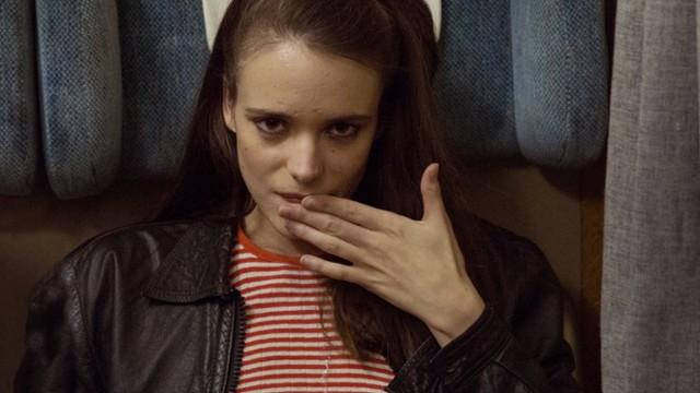 Francja kontra serwisy pornograficzne: blokady i walka o ochronę nieletnich w sieci