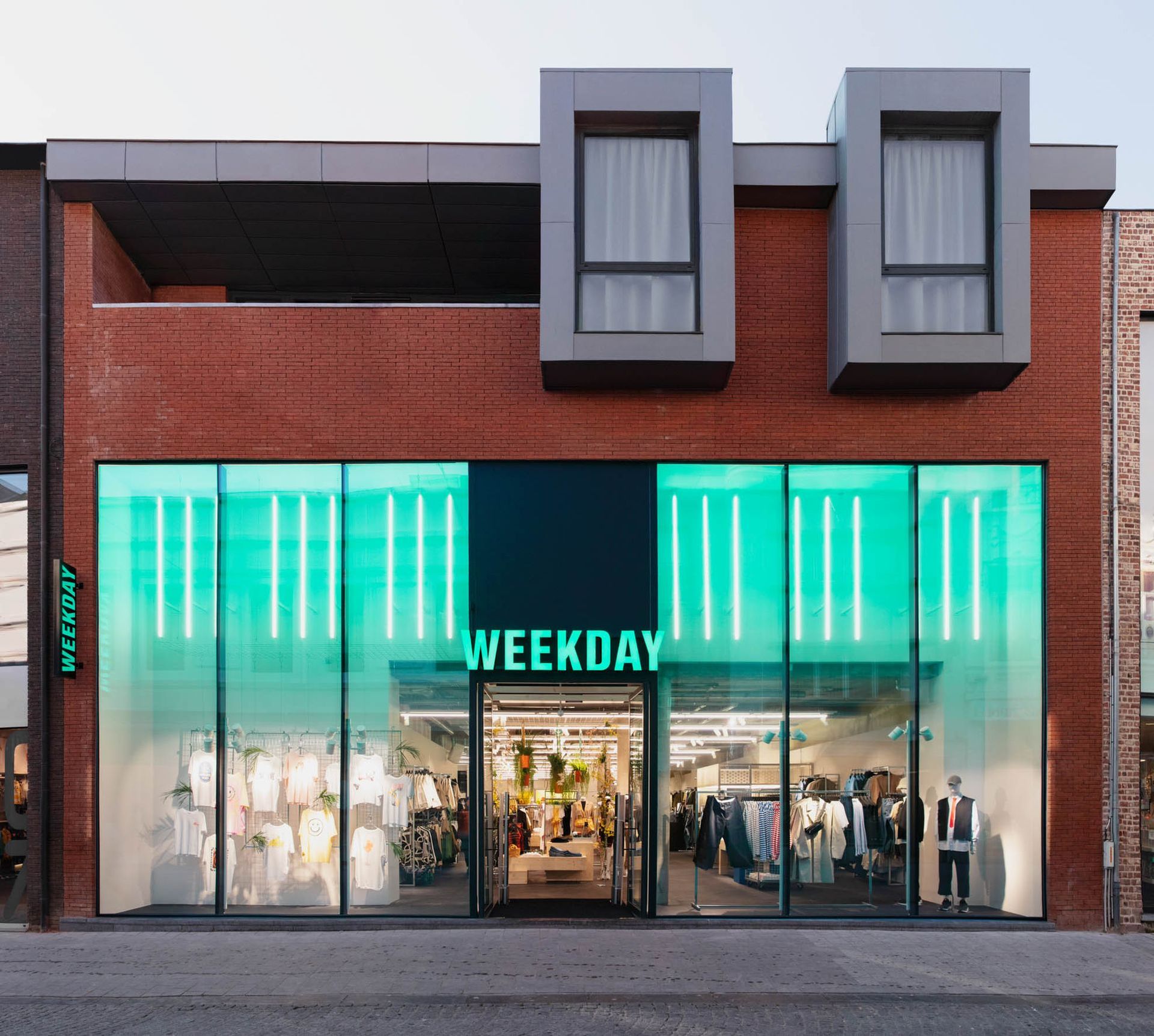 Weekday otwiera pierwszy sklep w Polsce. Szwedzka marka młodzieżowa stara się używać głównie zrównoważonych materiałów